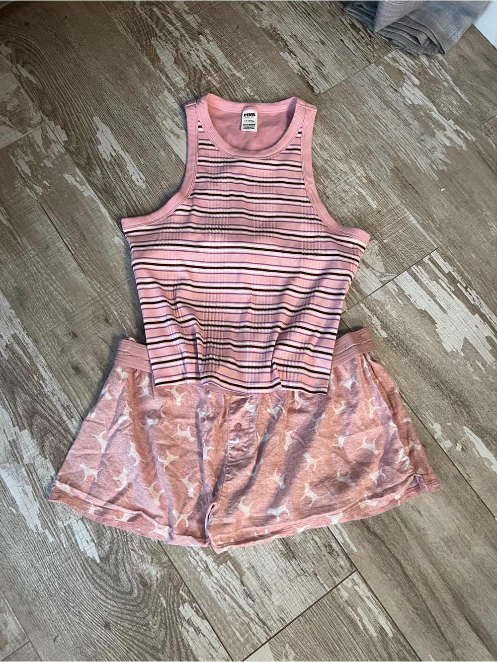 💗PINKVS SET!Pink Logo Dogs Sleep Boxy Shorts & Ribbed Stripe Cami BraTank! Sz-M!